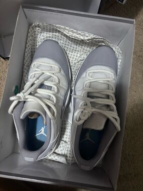 Men’s White and Gray Low-Top Athletic Sneakers